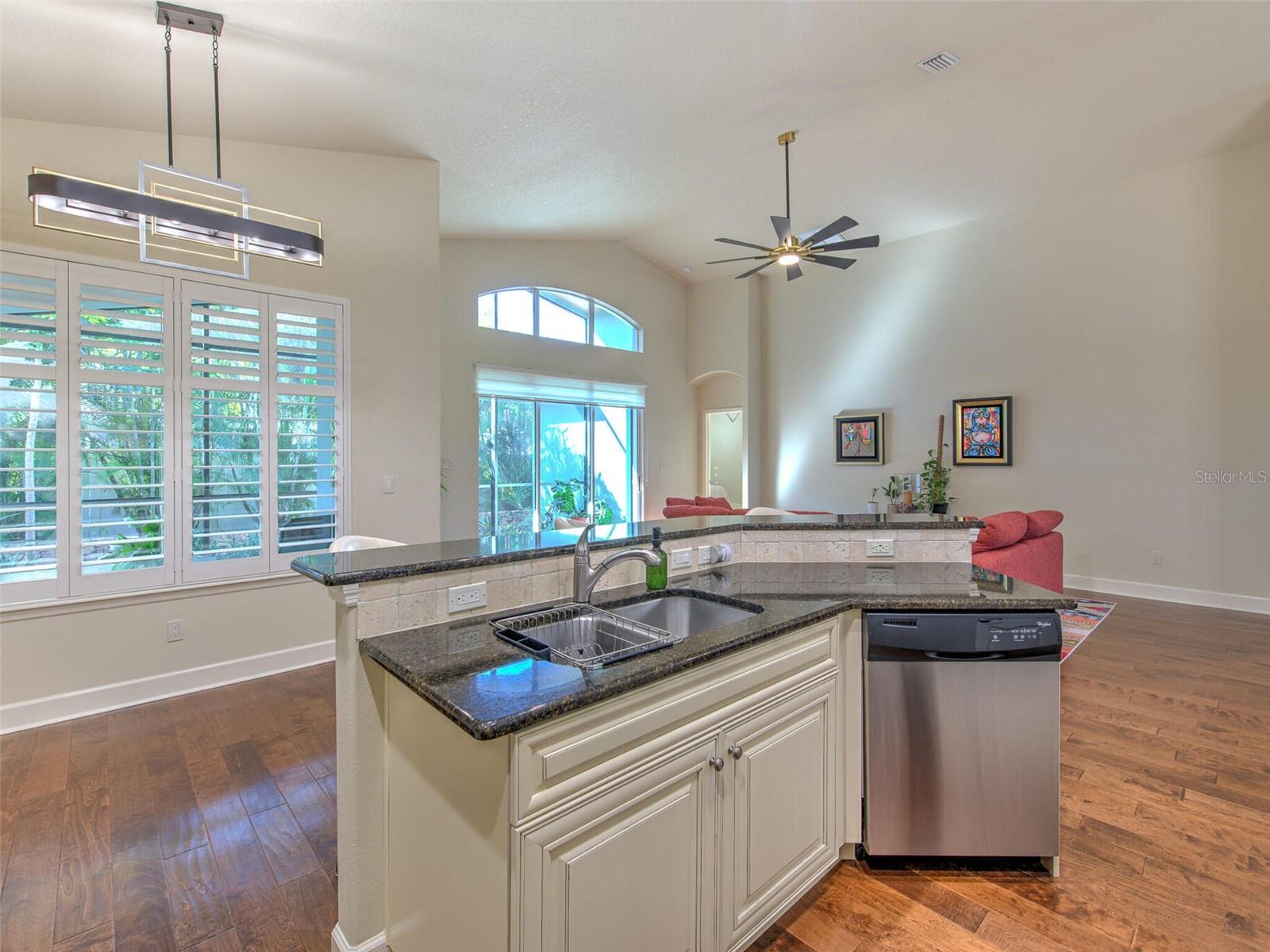 COUNTRYSIDE COVE - Residential