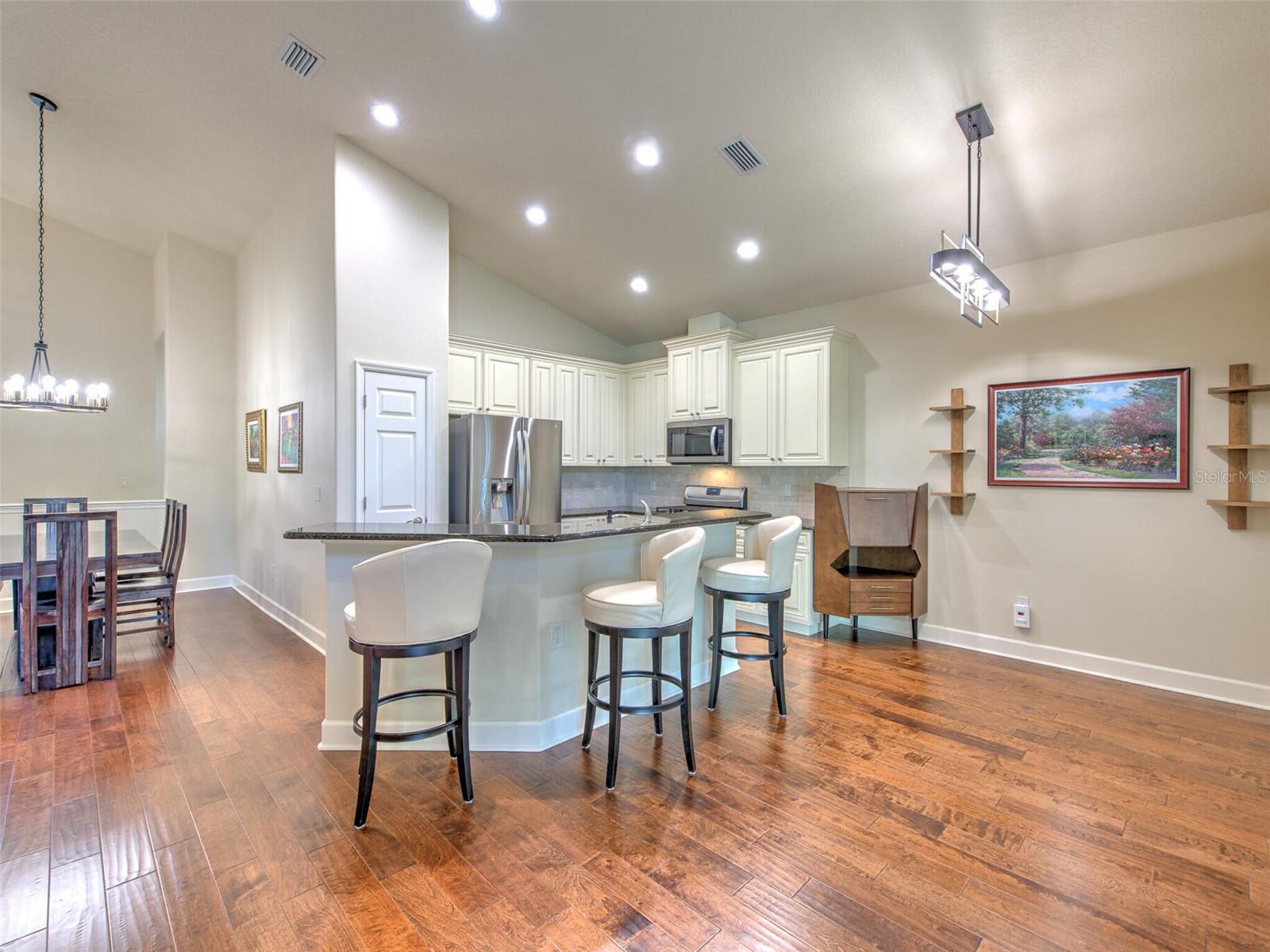 COUNTRYSIDE COVE - Residential