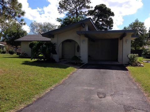 Photo of 16 Farmbrook Lane, Palm Coast, FL 32137 (MLS # FC313981)