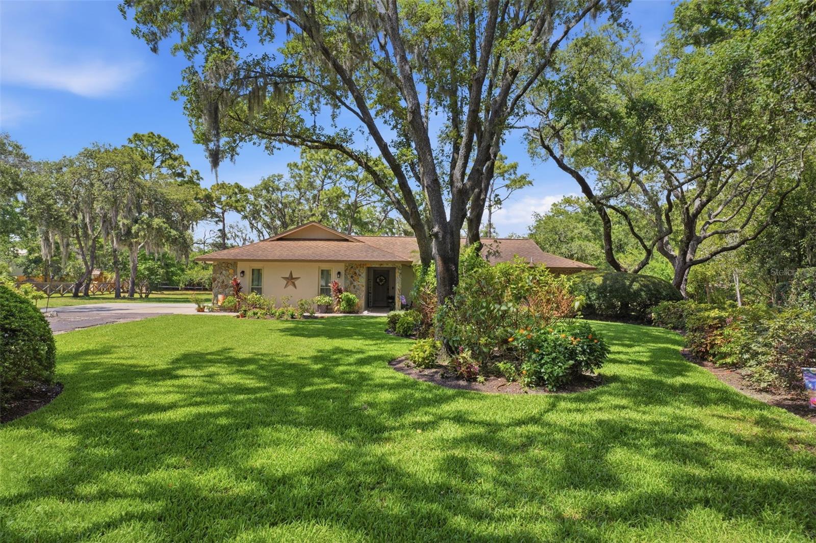 OAK RIDGE - Residential
