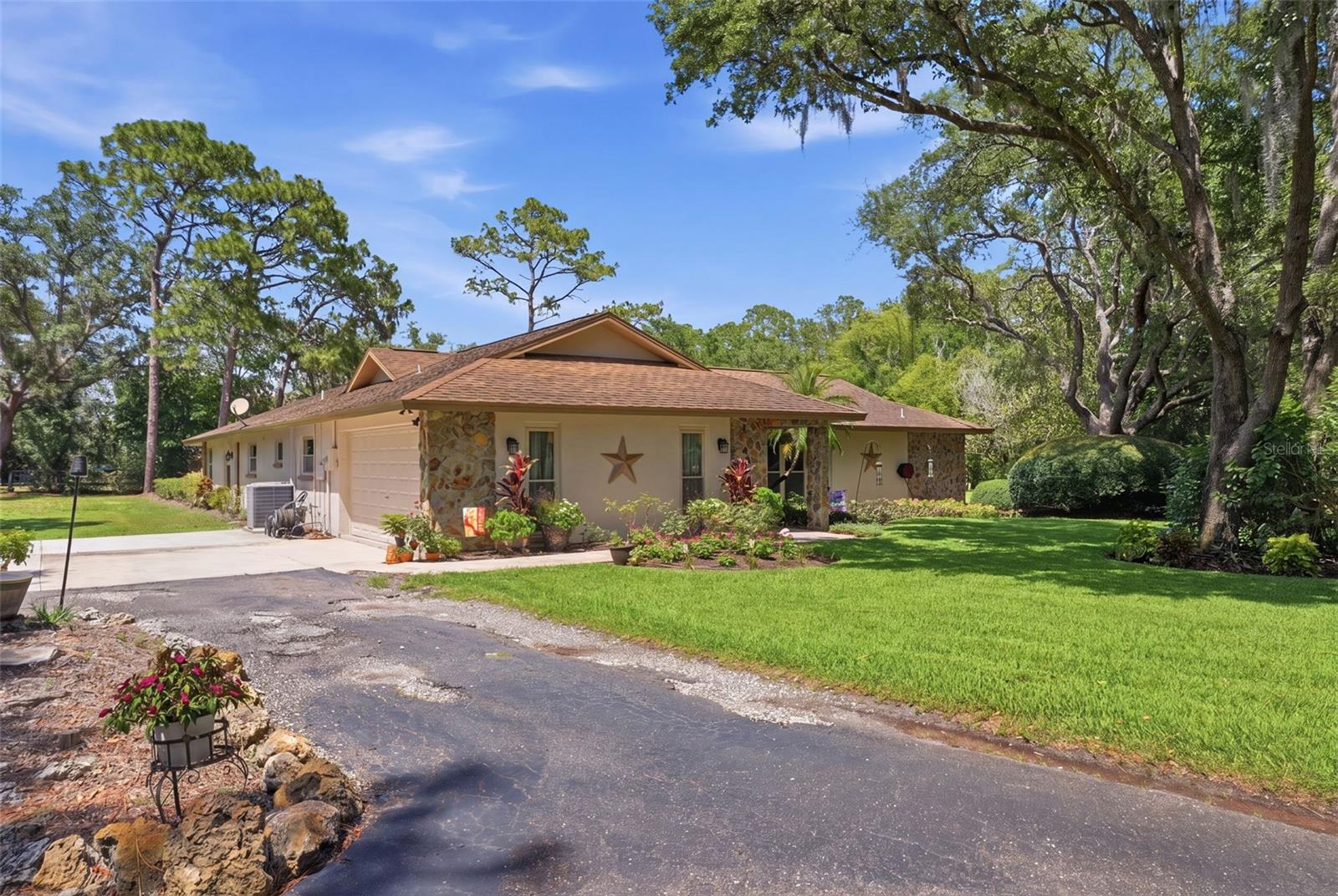 OAK RIDGE - Residential