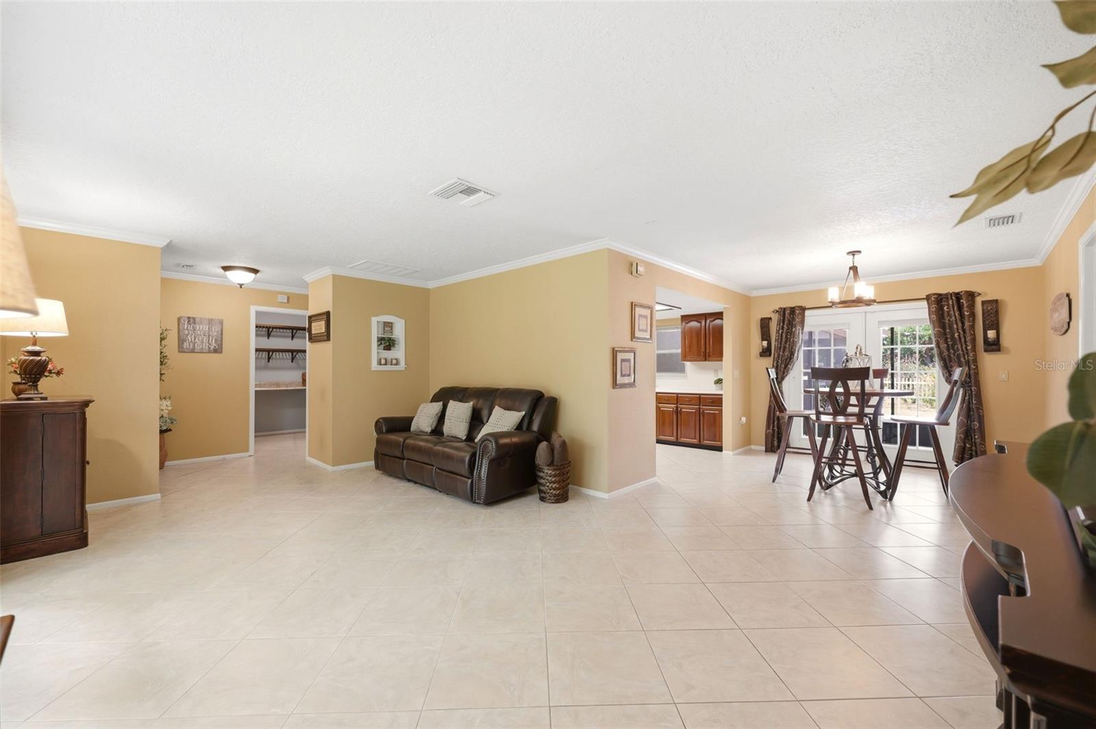 OAK RIDGE - Residential