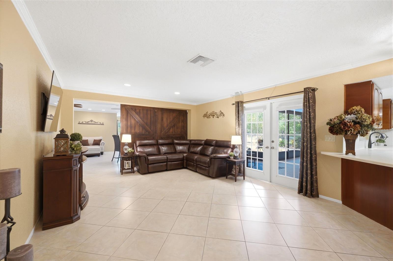 OAK RIDGE - Residential
