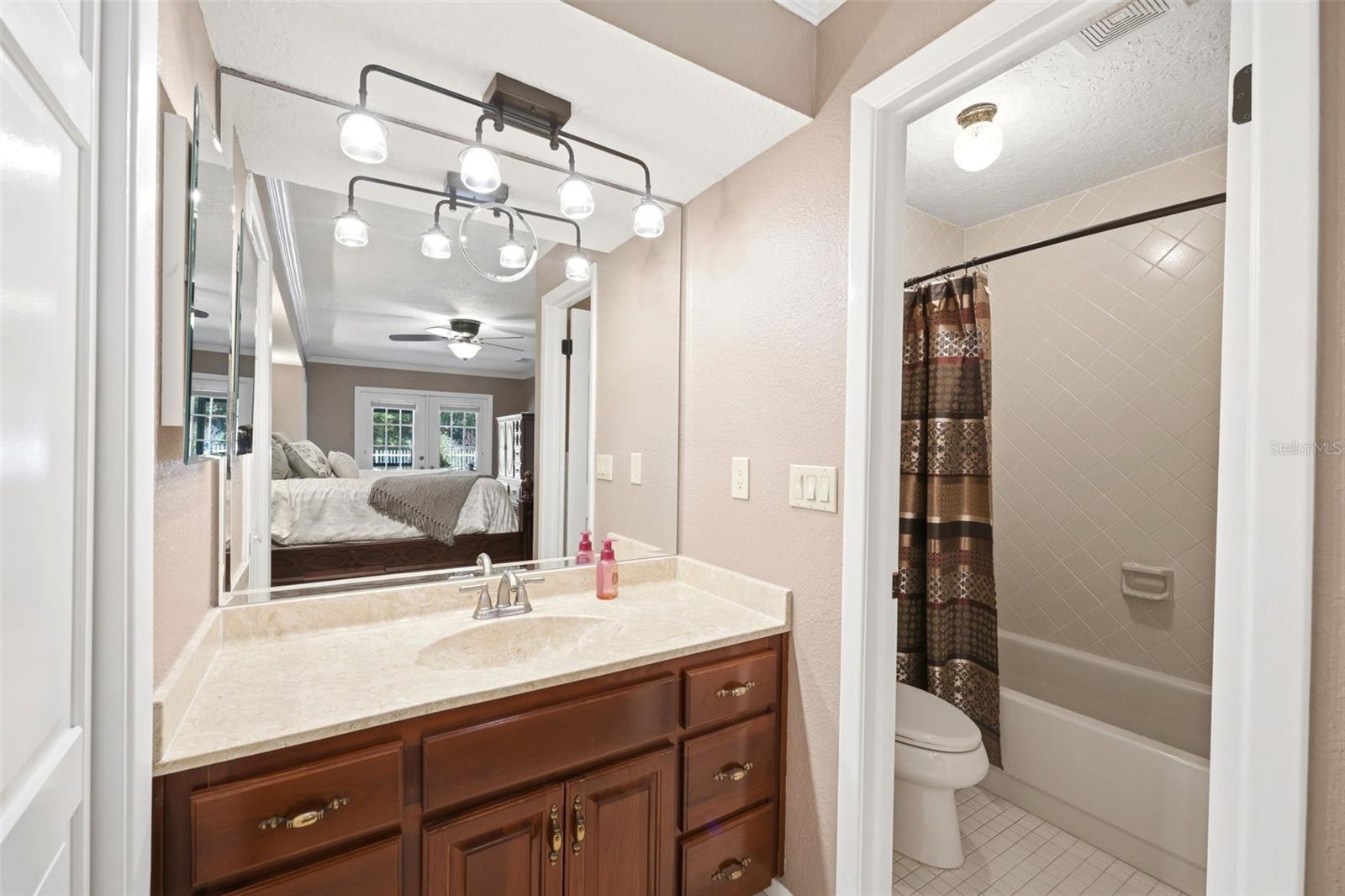 OAK RIDGE - Residential