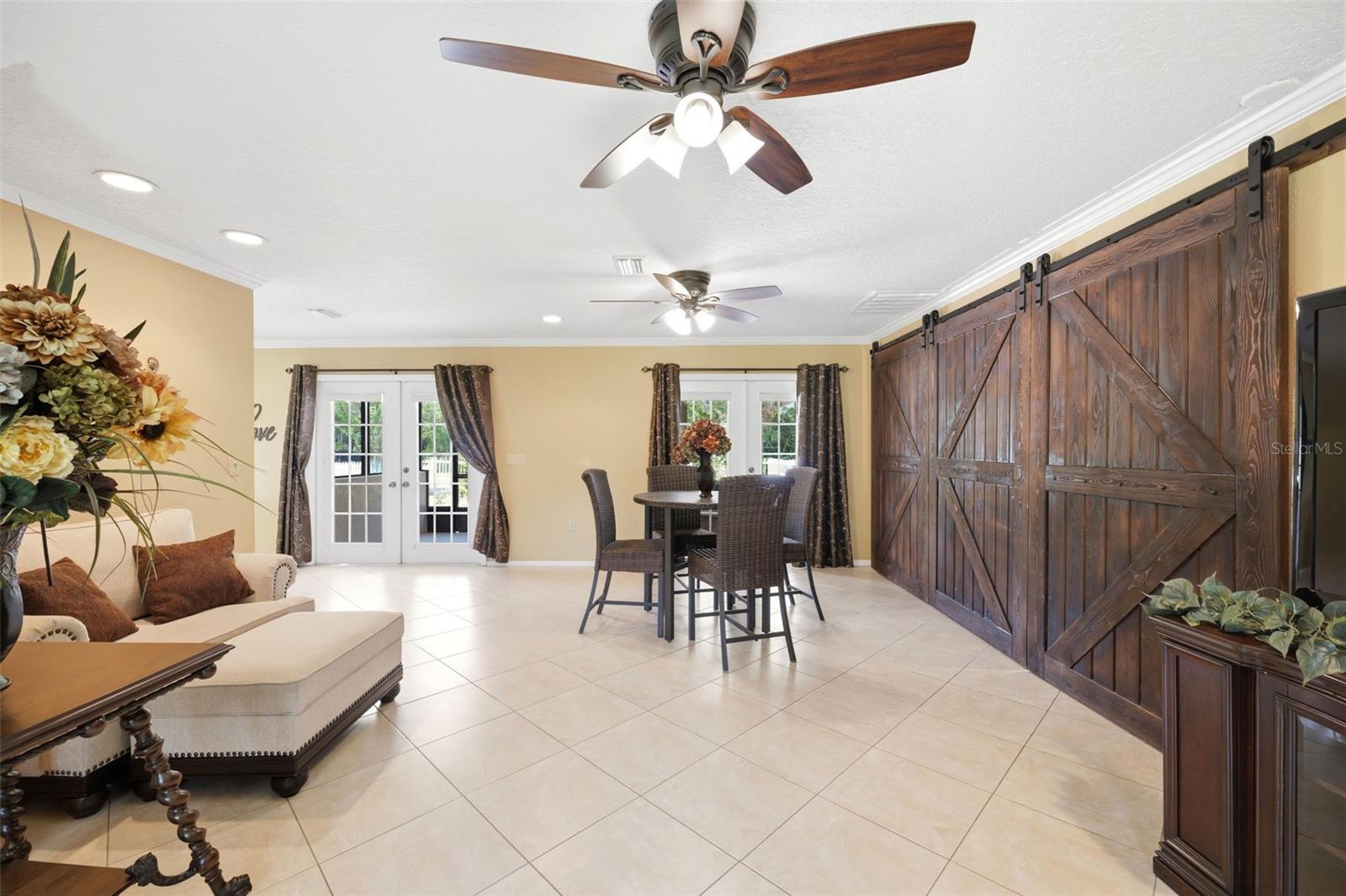 OAK RIDGE - Residential
