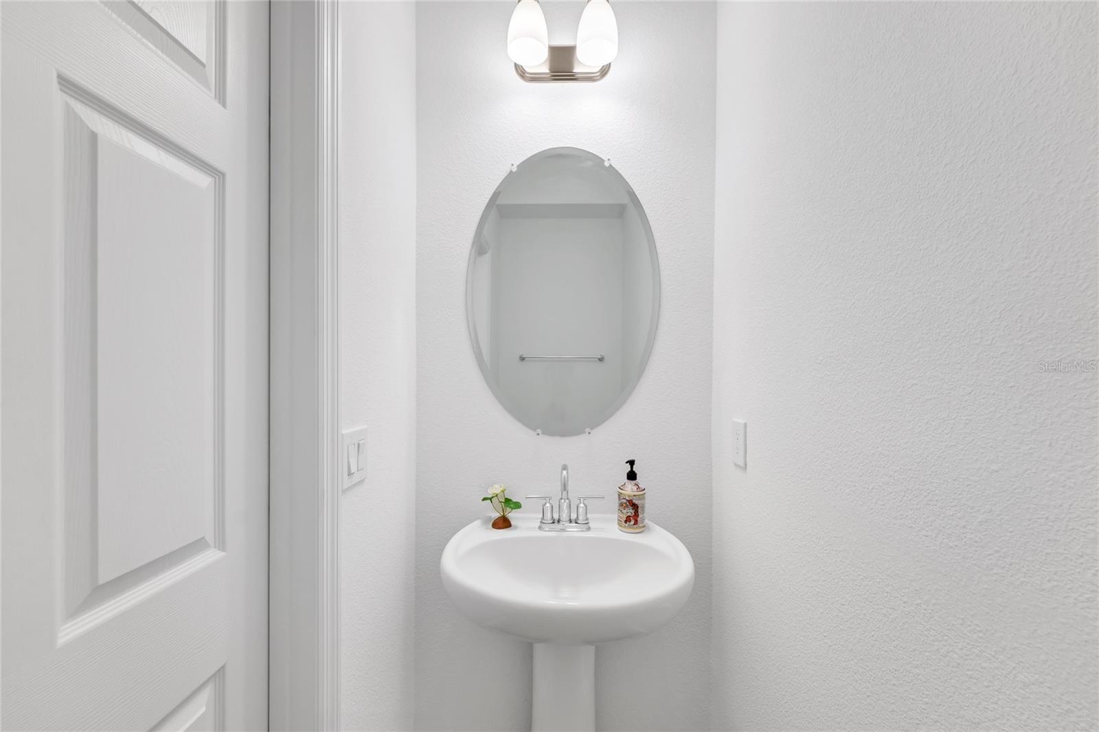 ENCLAVE AT HAWKS CREST - Residential