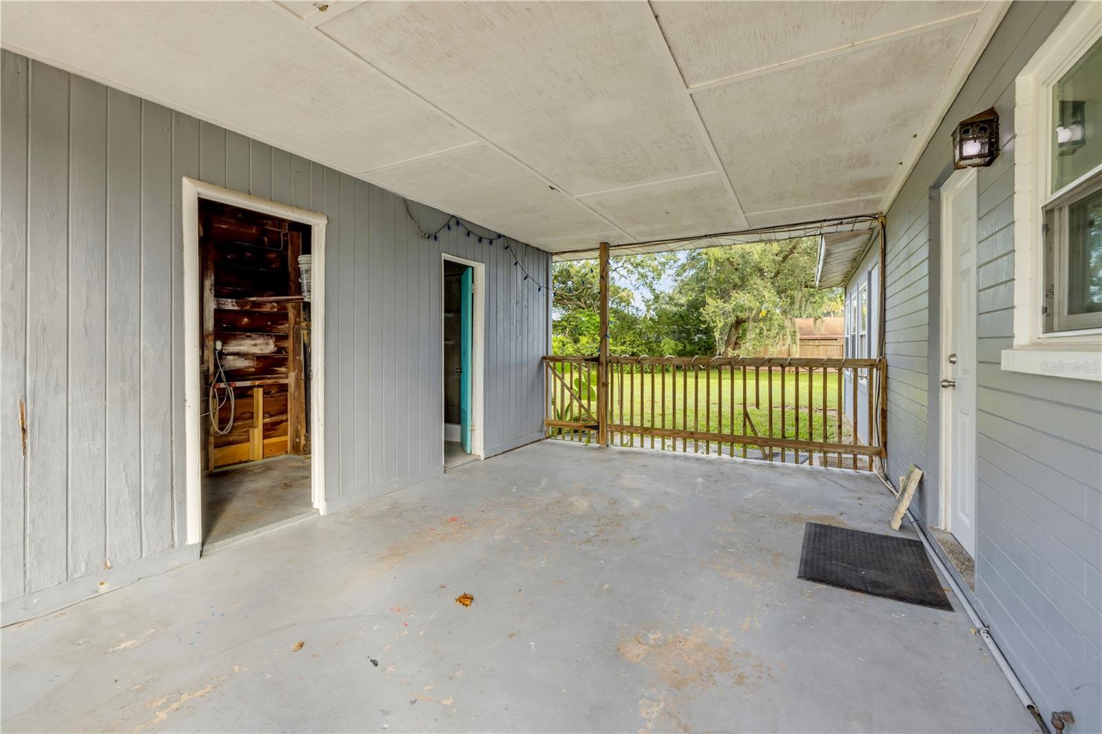 ELLISON HOMES ROYAL - Residential