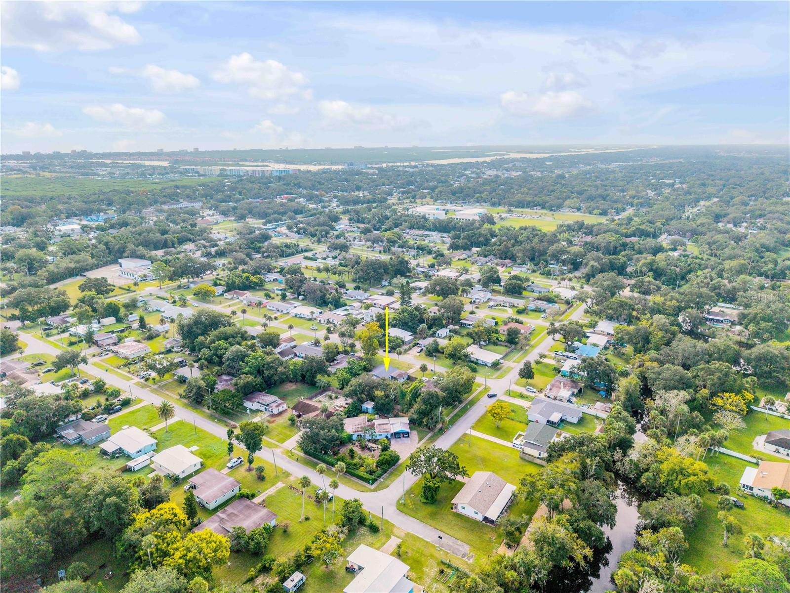 ELLISON HOMES ROYAL - Residential