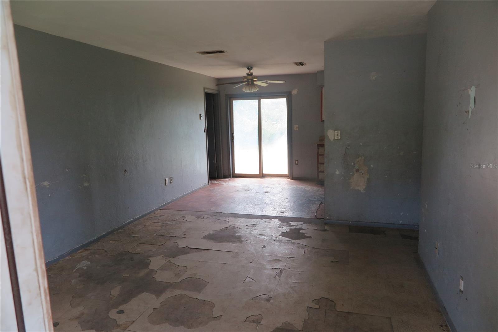 LINCOLN ESTATES 4TH ADD - Residential
