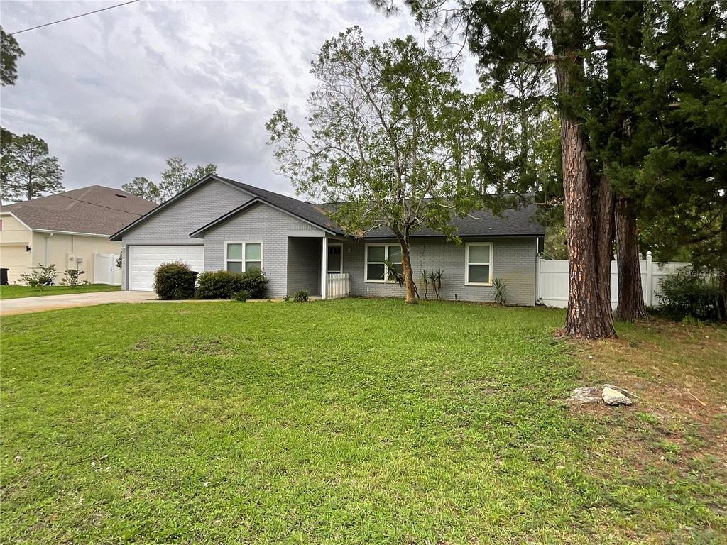 Photo of 41 Brewster Lane, Palm Coast, FL 32137 (MLS # C7519624)