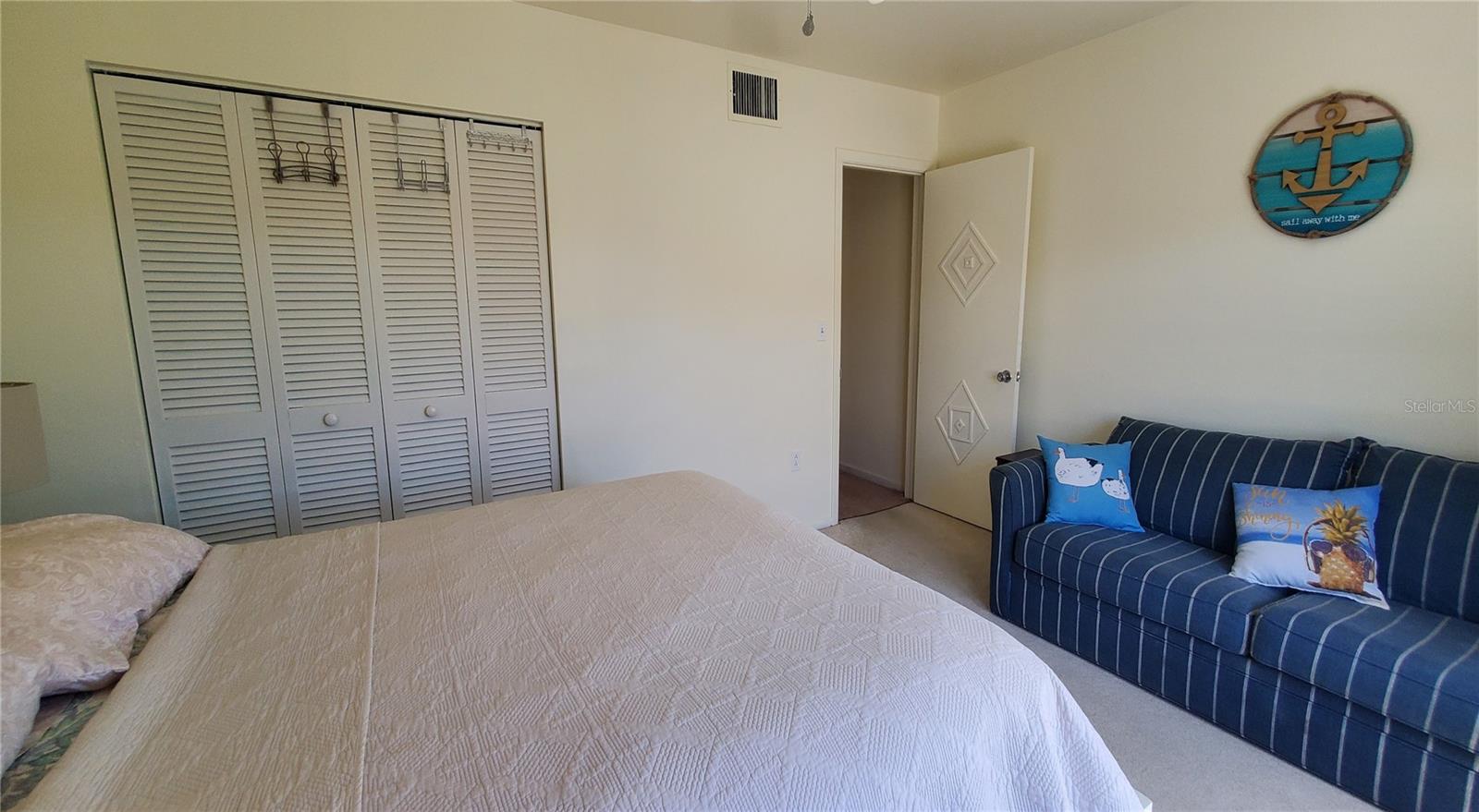 SUNSET PLAZA EAST APTS CONDO - Residential