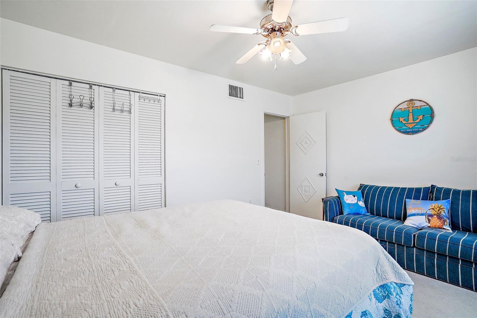 SUNSET PLAZA EAST APTS CONDO - Residential