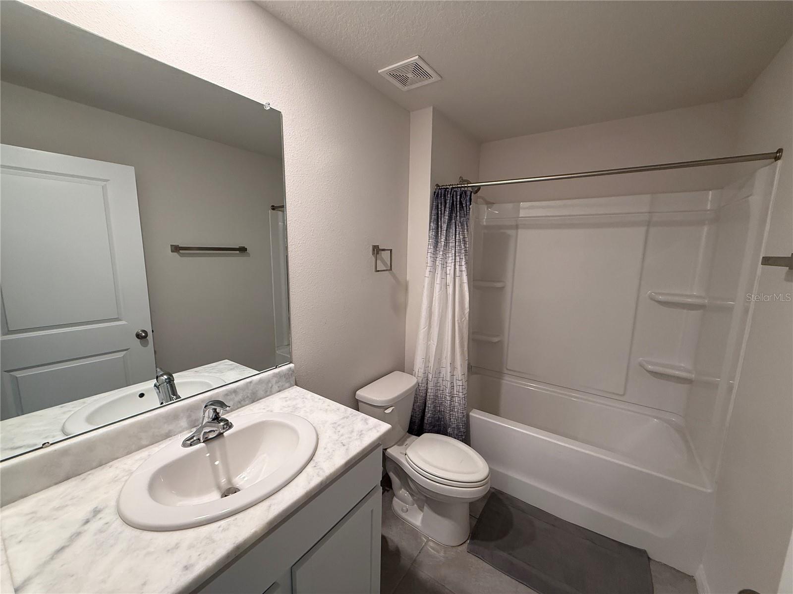 BELLA LAGO PH II SUBPH IIA-IA, IIA-IB,II - Residential Lease