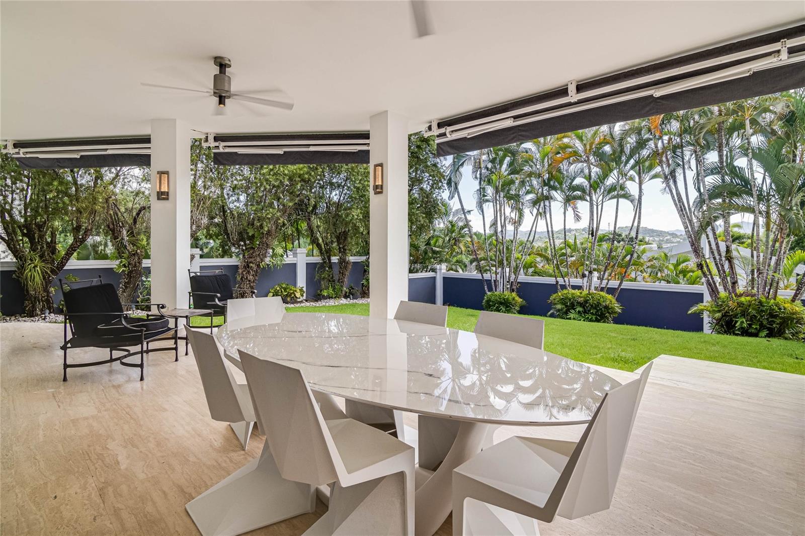 URB BALDWIN PARK - Residential