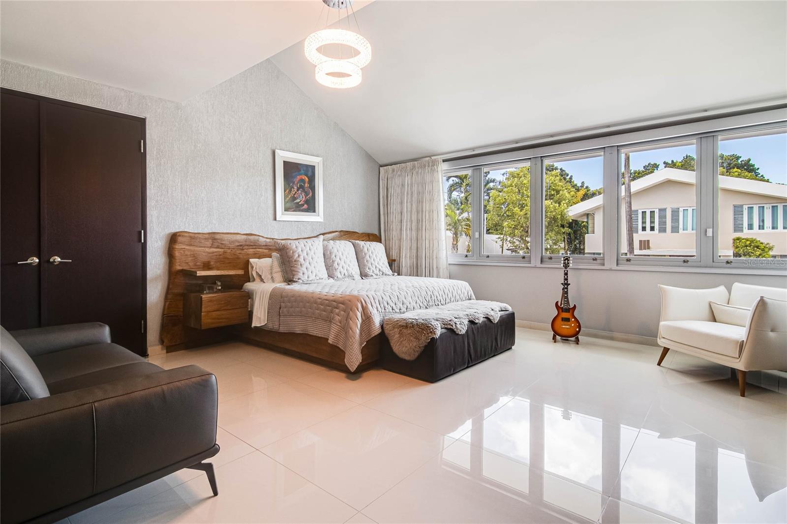 URB BALDWIN PARK - Residential
