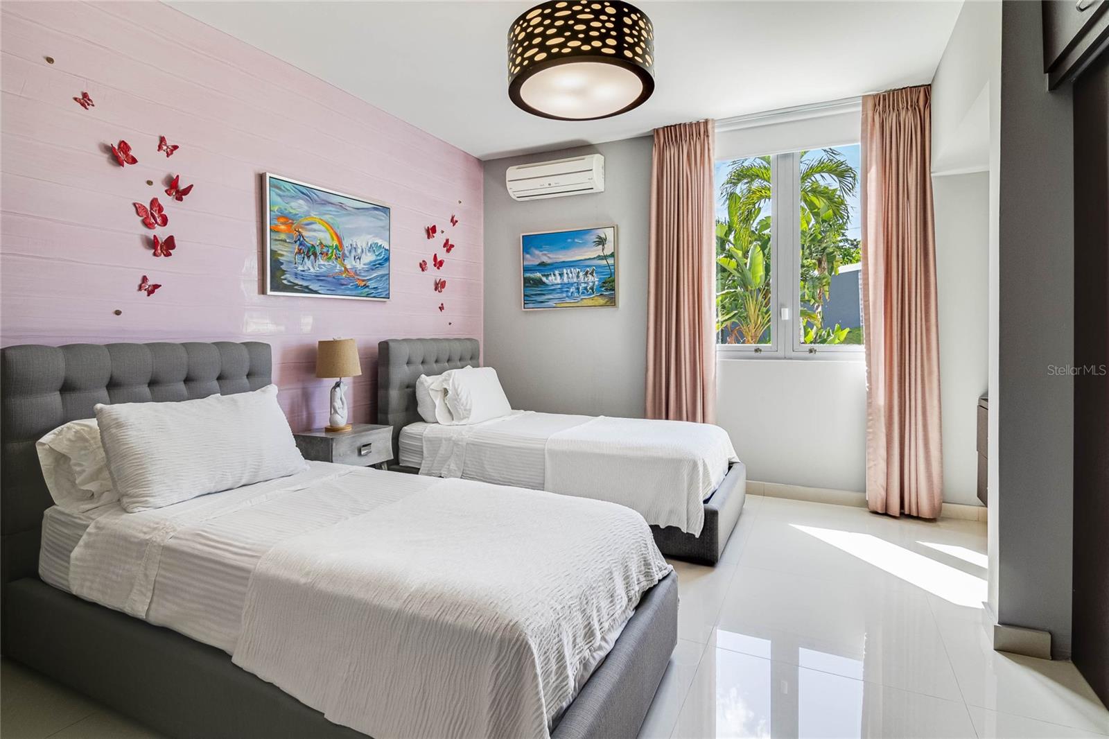 URB BALDWIN PARK - Residential
