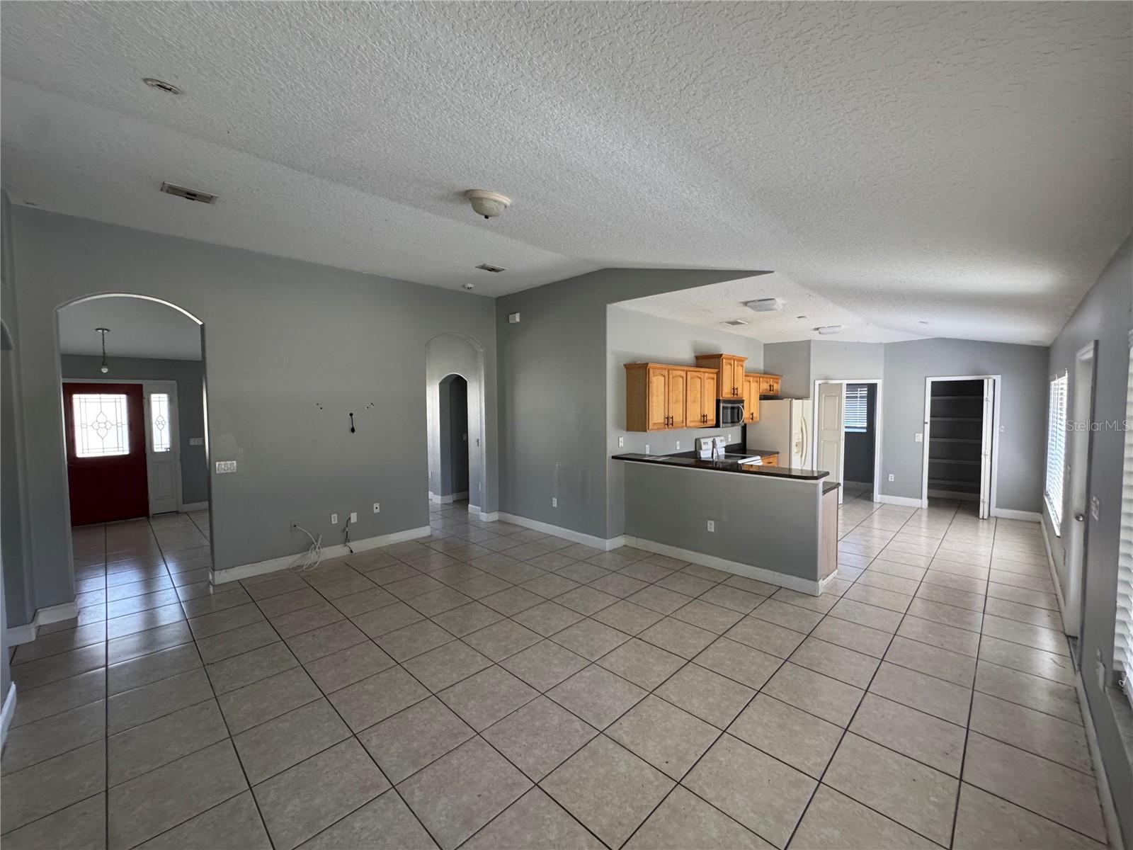 DELTONA LAKES UNIT 09 - Residential