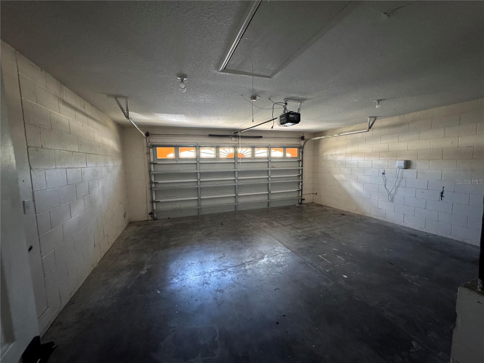 DELTONA LAKES UNIT 09 - Residential