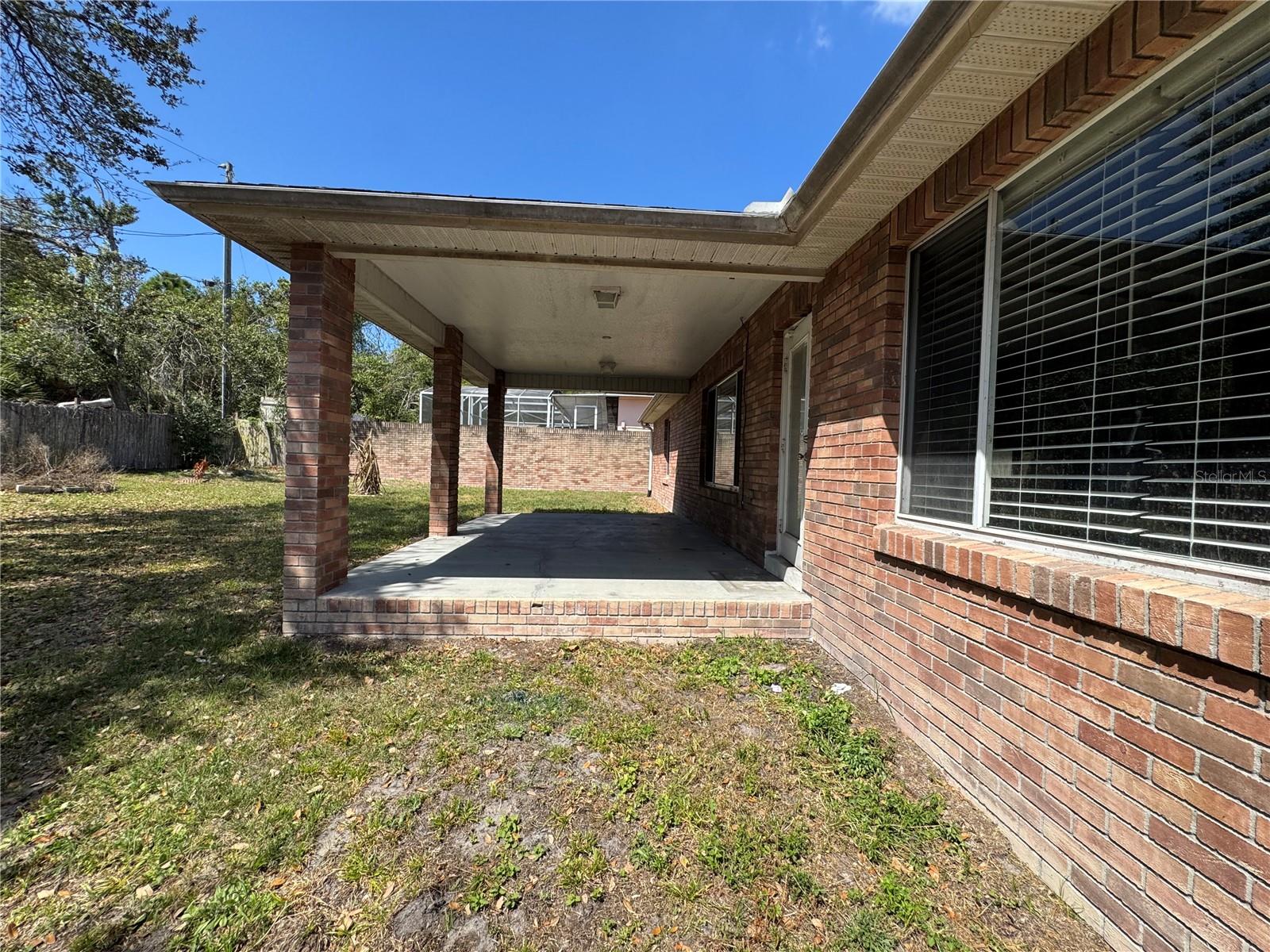 DELTONA LAKES UNIT 09 - Residential