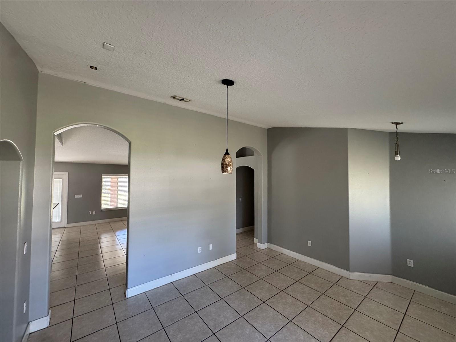 DELTONA LAKES UNIT 09 - Residential