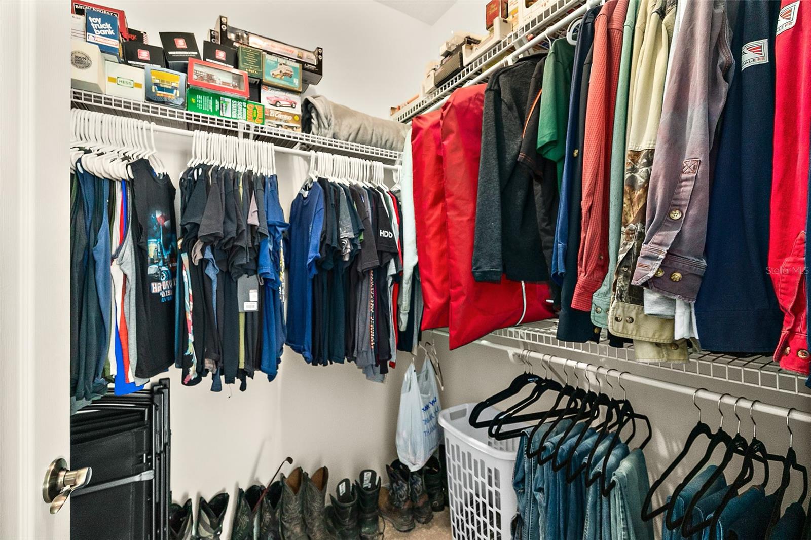 ARBOR TRACE CONDOMINIUM - Residential