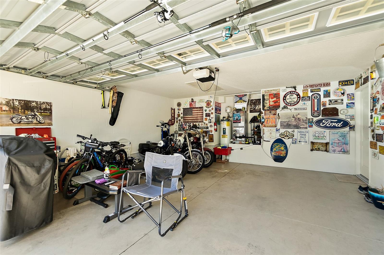 ARBOR TRACE CONDOMINIUM - Residential