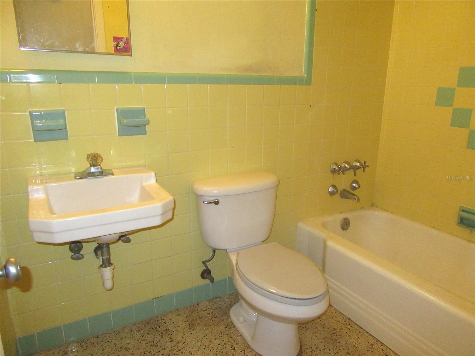 GOLFLAND OF TAMPAS NORTH SIDE - Residential