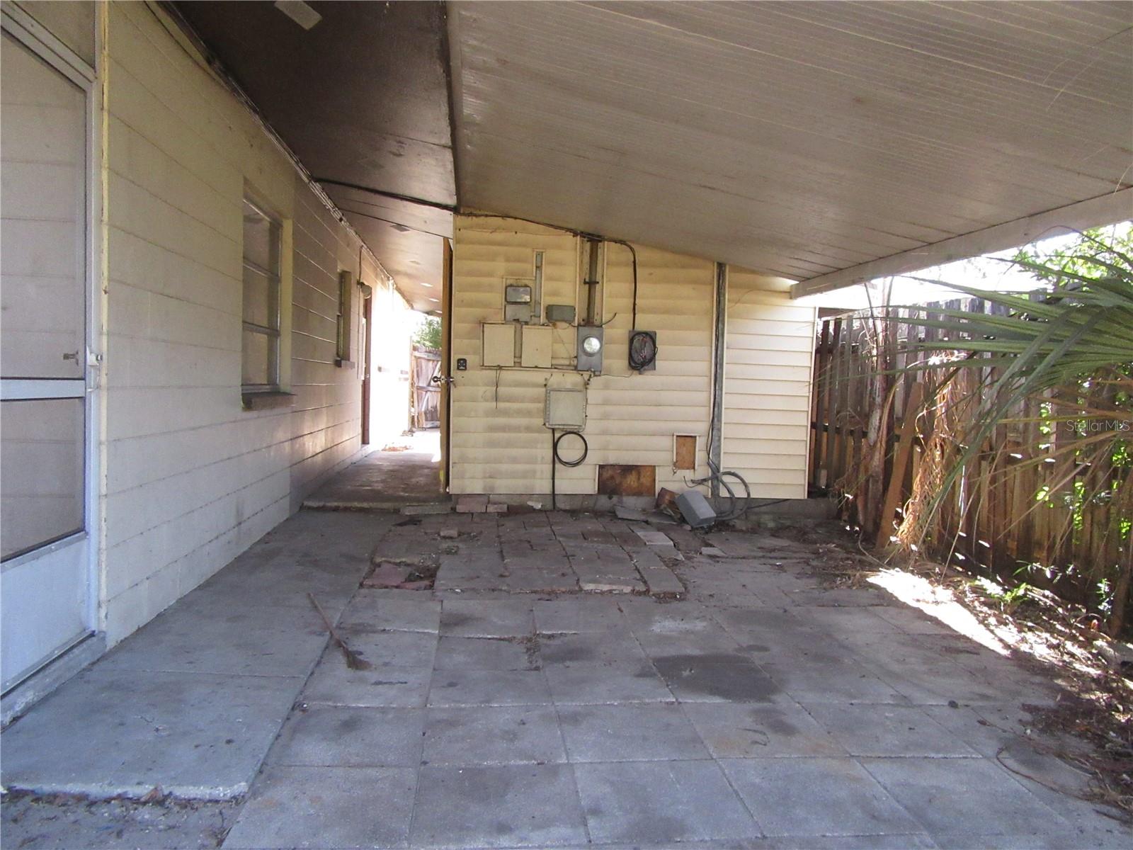 GOLFLAND OF TAMPAS NORTH SIDE - Residential