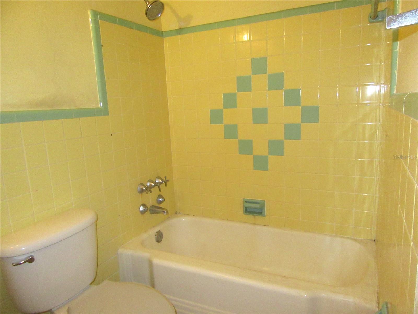 GOLFLAND OF TAMPAS NORTH SIDE - Residential