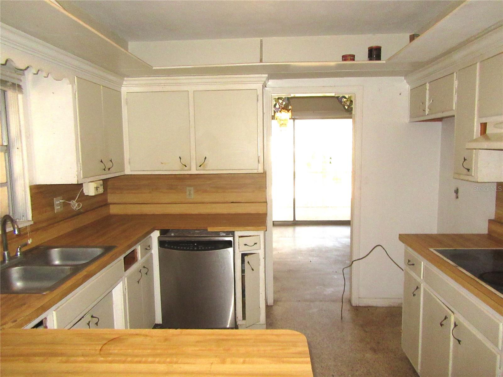 GOLFLAND OF TAMPAS NORTH SIDE - Residential