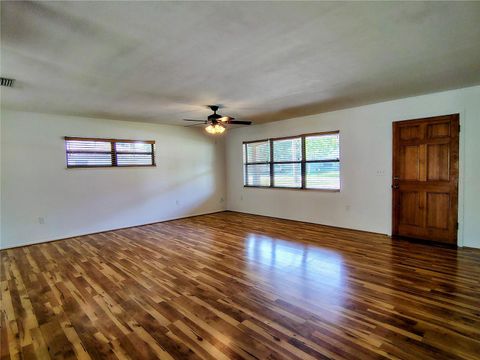 Tiny photo for 1240 Cr 463, Lake Panasoffkee, FL 33538 (MLS # G5114327)