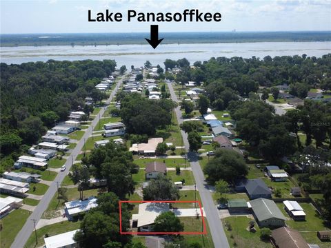 Tiny photo for 1240 Cr 463, Lake Panasoffkee, FL 33538 (MLS # G5114327)