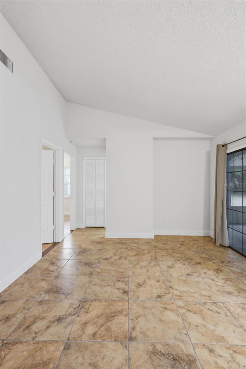 DELTONA LAKES - Residential
