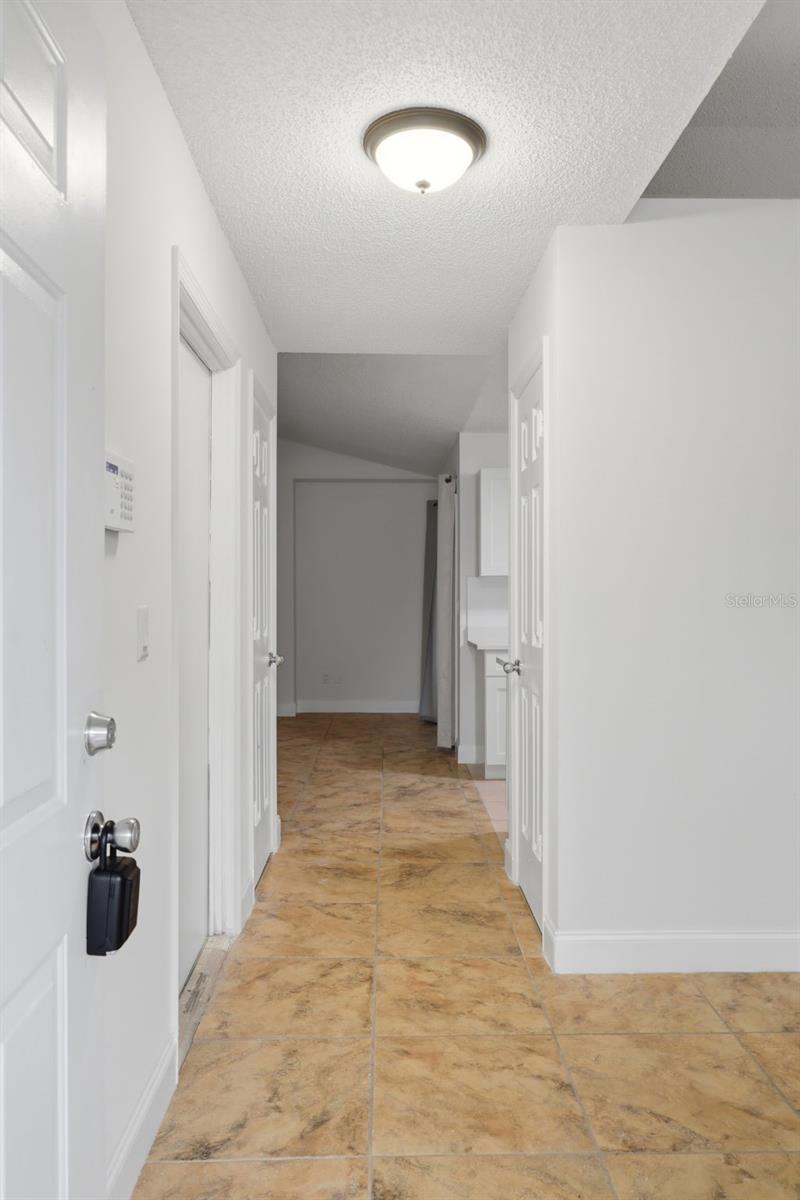 DELTONA LAKES - Residential