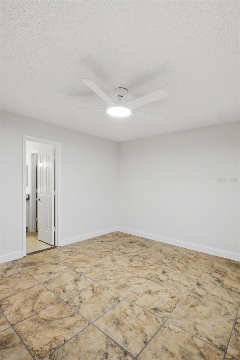DELTONA LAKES - Residential