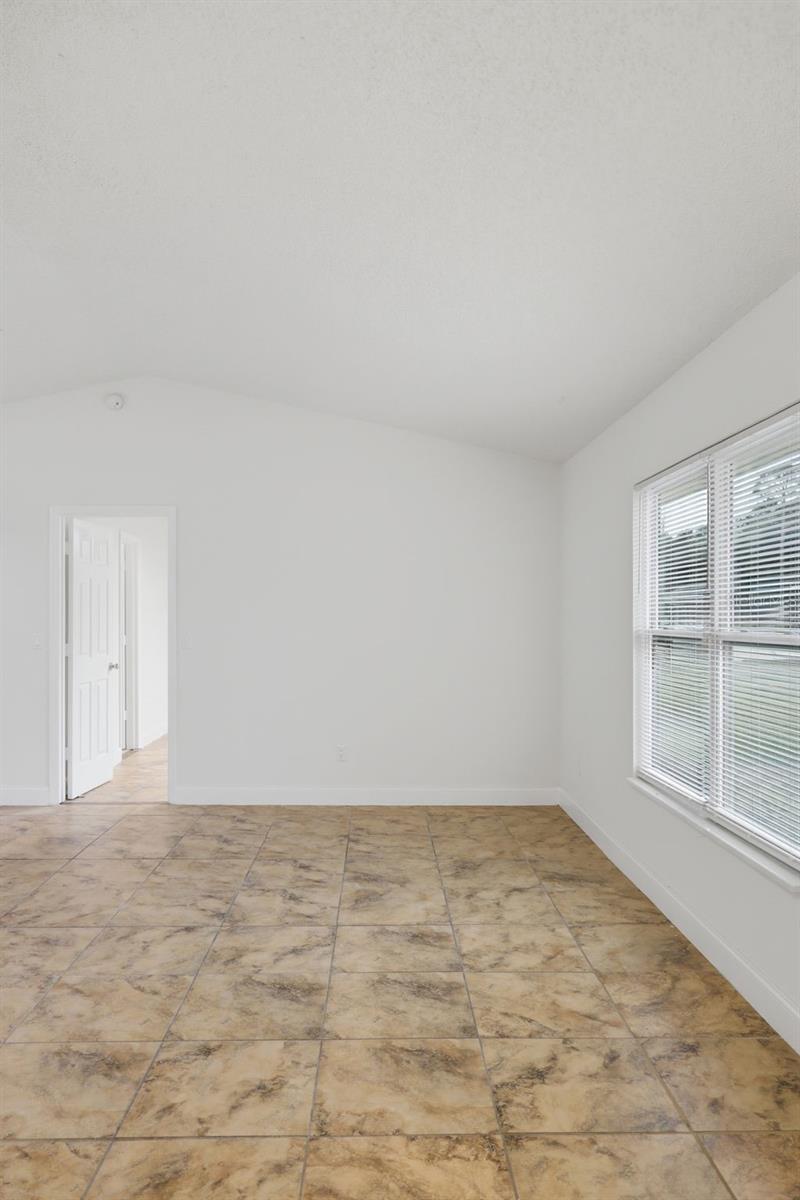 DELTONA LAKES - Residential