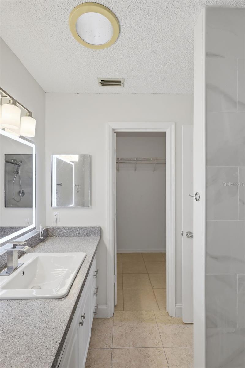 DELTONA LAKES - Residential