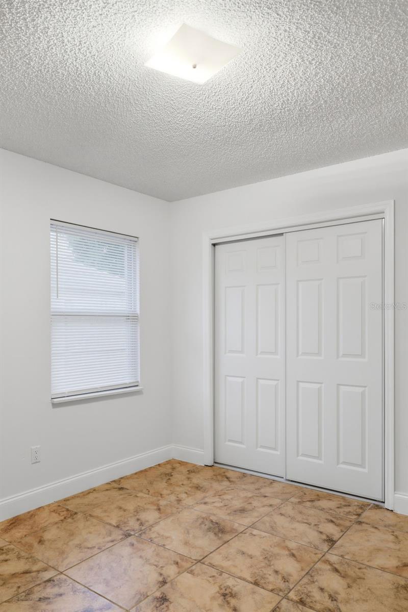 DELTONA LAKES - Residential
