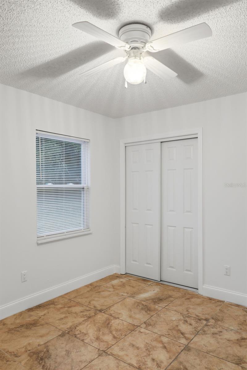 DELTONA LAKES - Residential