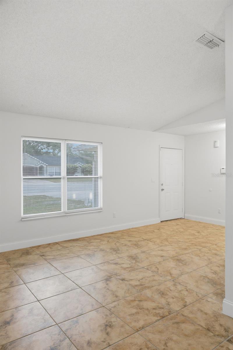 DELTONA LAKES - Residential