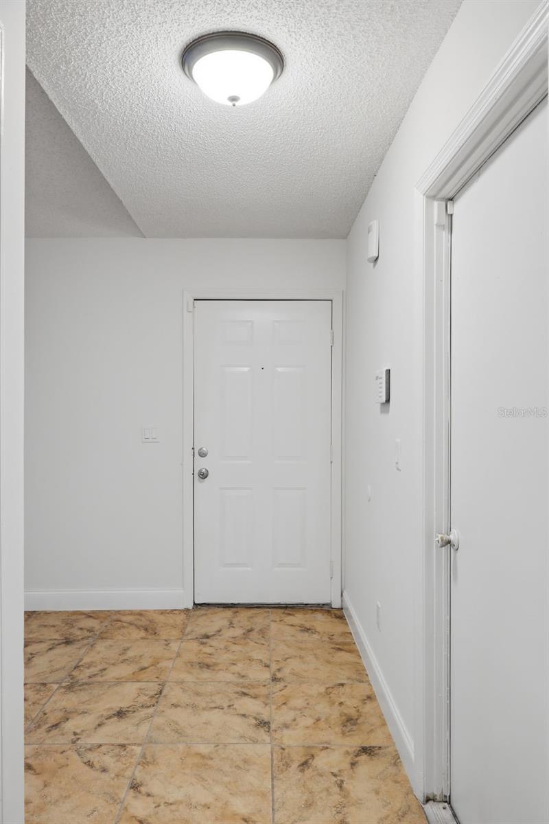 DELTONA LAKES - Residential