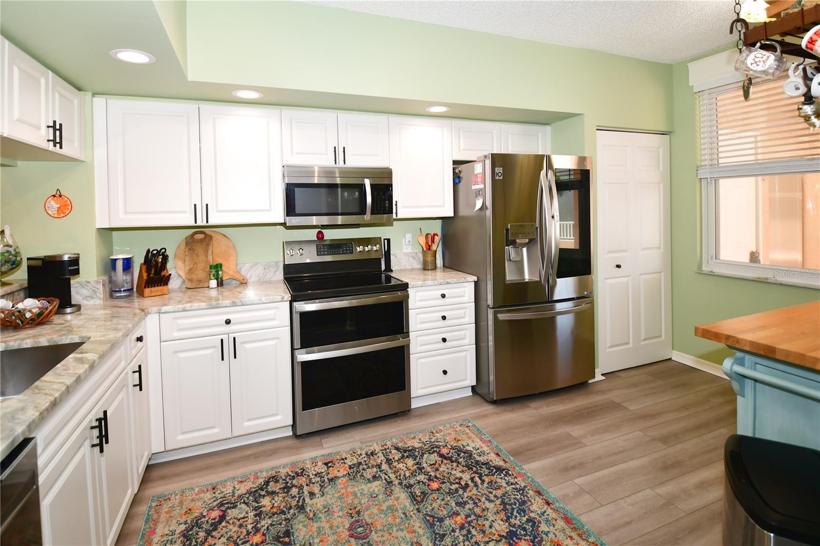 SHORES OF LONG BAYOU CONDO - Residential Lease