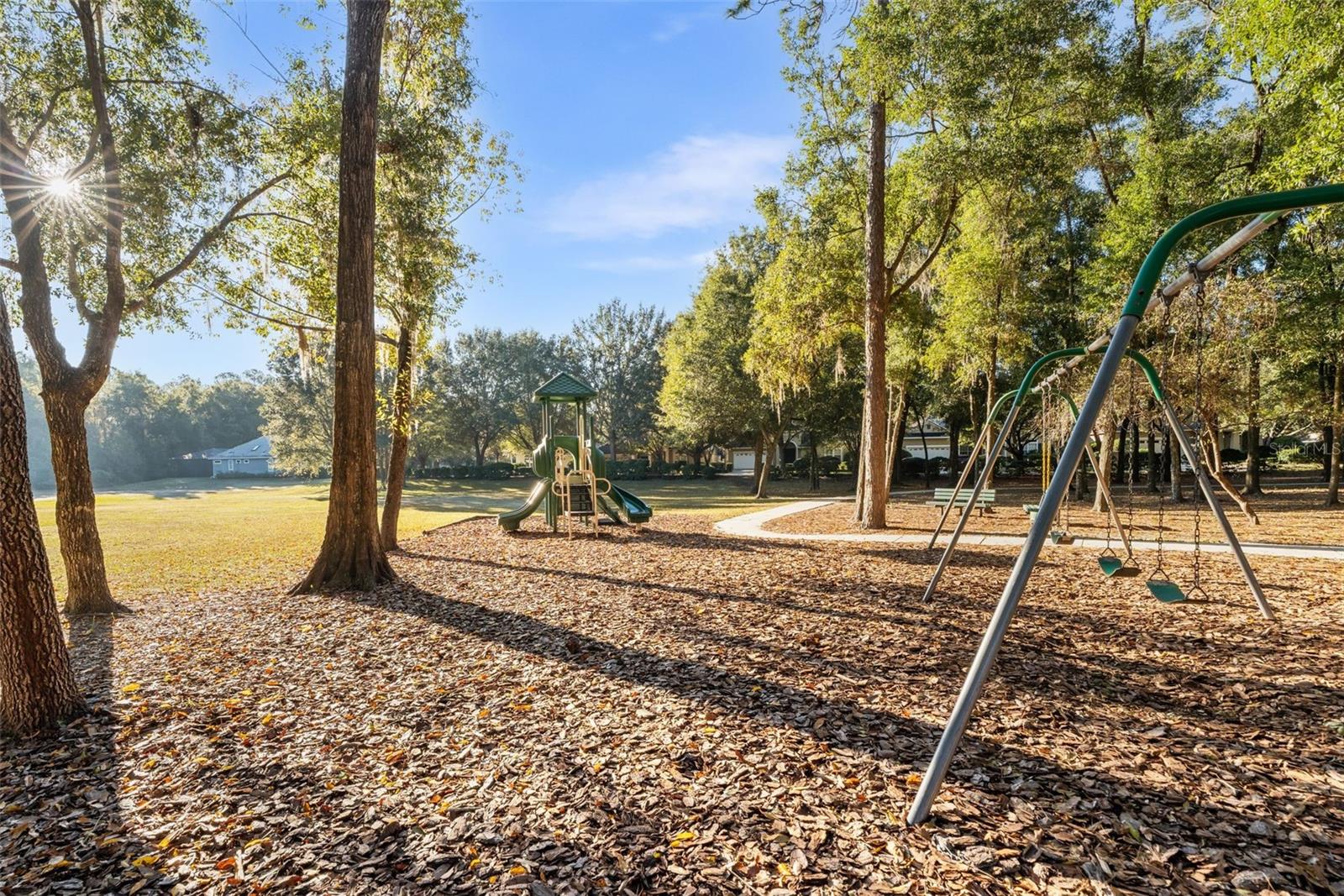 ELOISE GARDENS - Residential