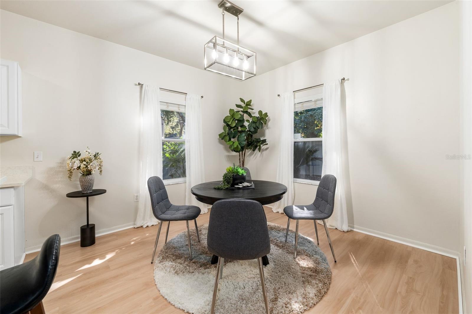 ELOISE GARDENS - Residential