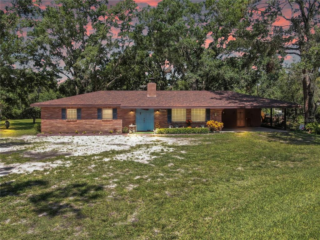 Photo of 1753 Ranchette Road, Wesley Chapel, FL 33543 (MLS # TB8397250)