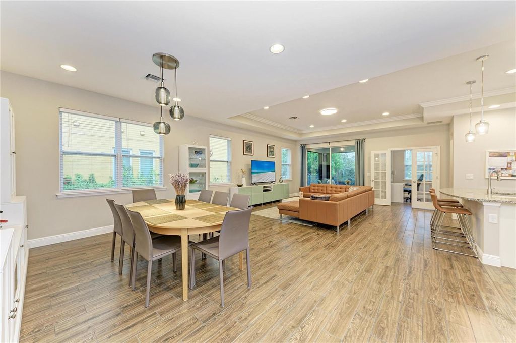 Photo of 5254 Asher Court, Sarasota, FL 34232 (MLS # A4680063)