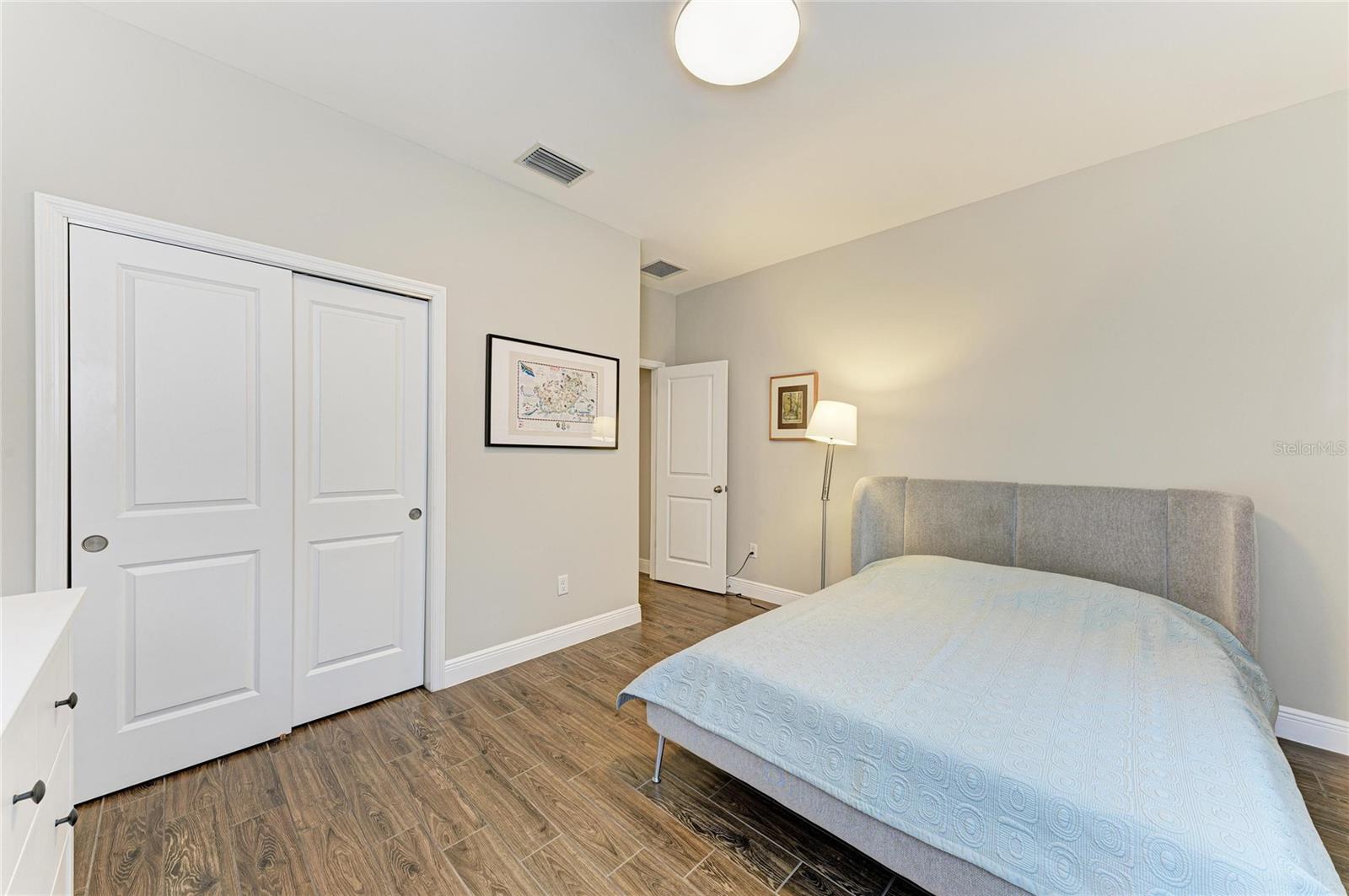 PALMER PARK - Residential