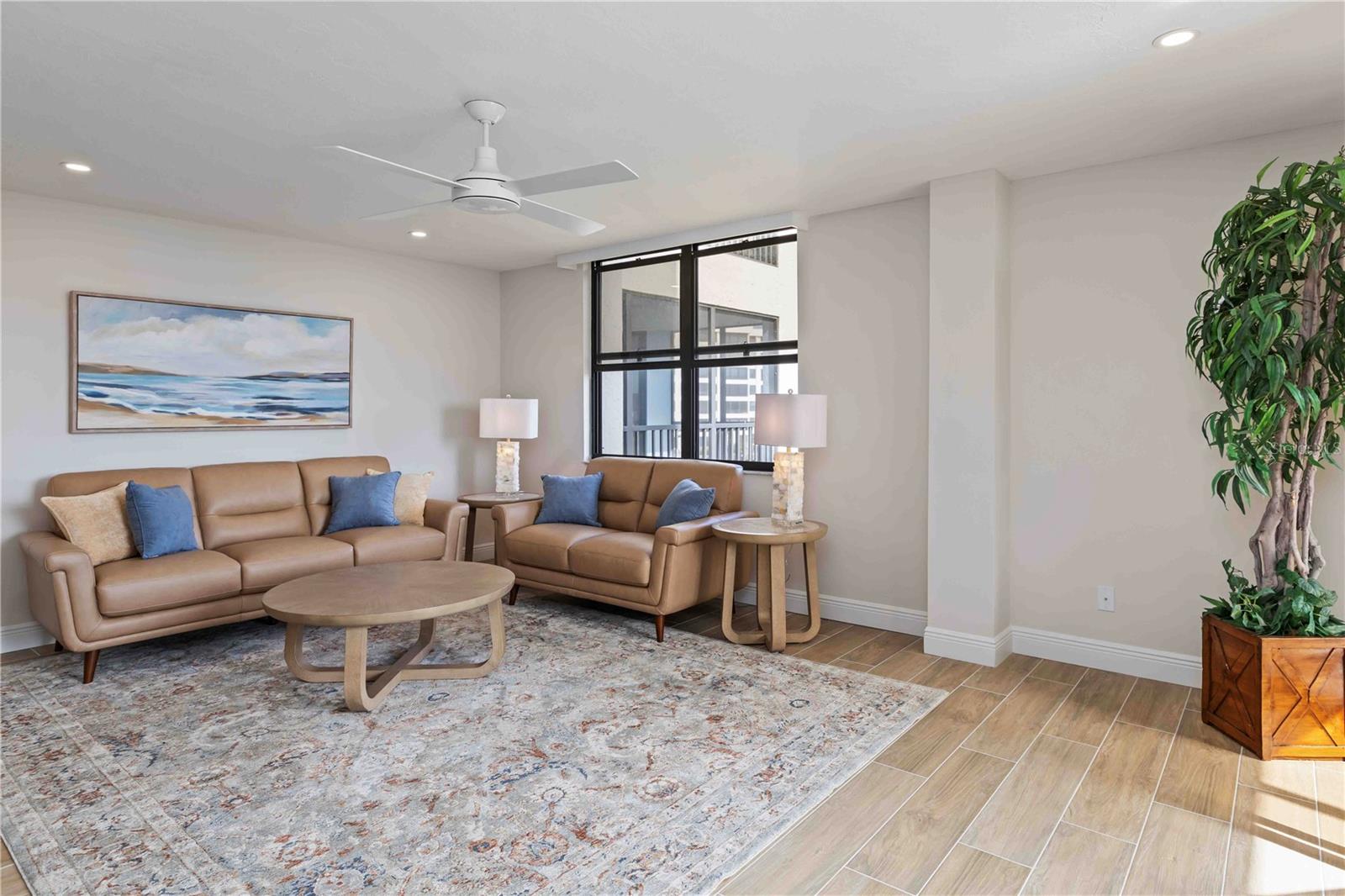 GULF & BAY CLUB PH 4 - Residential