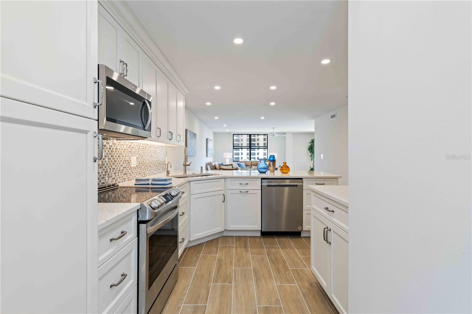 5760 MIDNIGHT PASS ROAD 307D