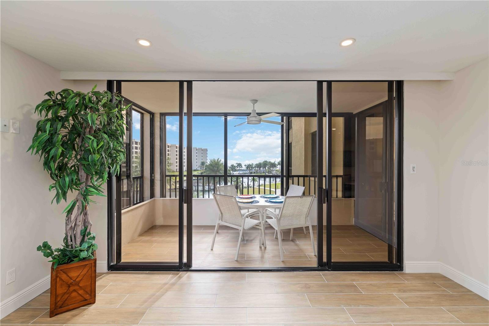 GULF & BAY CLUB PH 4 - Residential